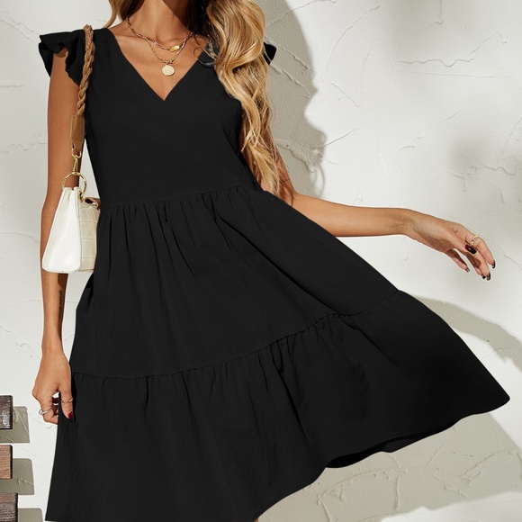Bellanblue Dresses & Skirts - Boho Black Ruffle Sleeve Smock V neck Mini Dress
